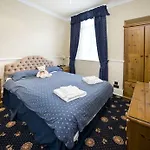 Derwent Manor
