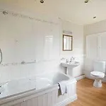 דירה Derwent Manor