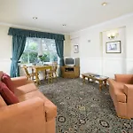 Derwent Manor