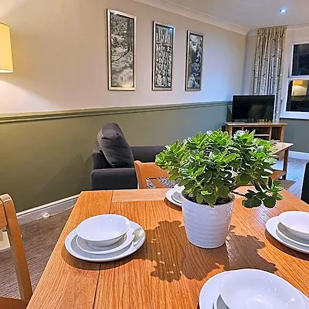아파트 Derwent Manor &
