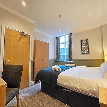 Derwent Manor &