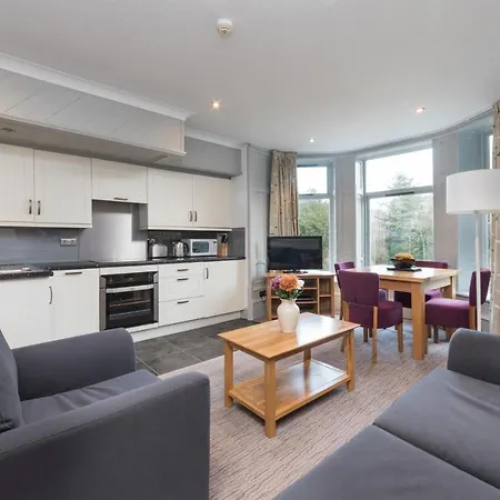 Derwent Manor Apartament *